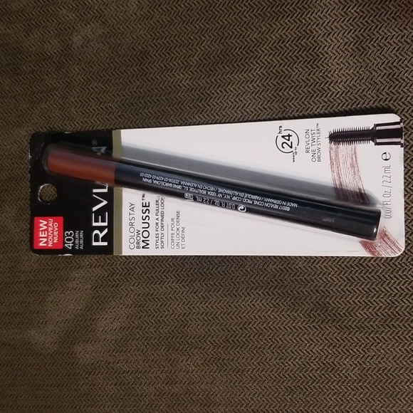 Revlon colorstay brow mousse styles for a fuller softly defined look - Picture 6 of 17